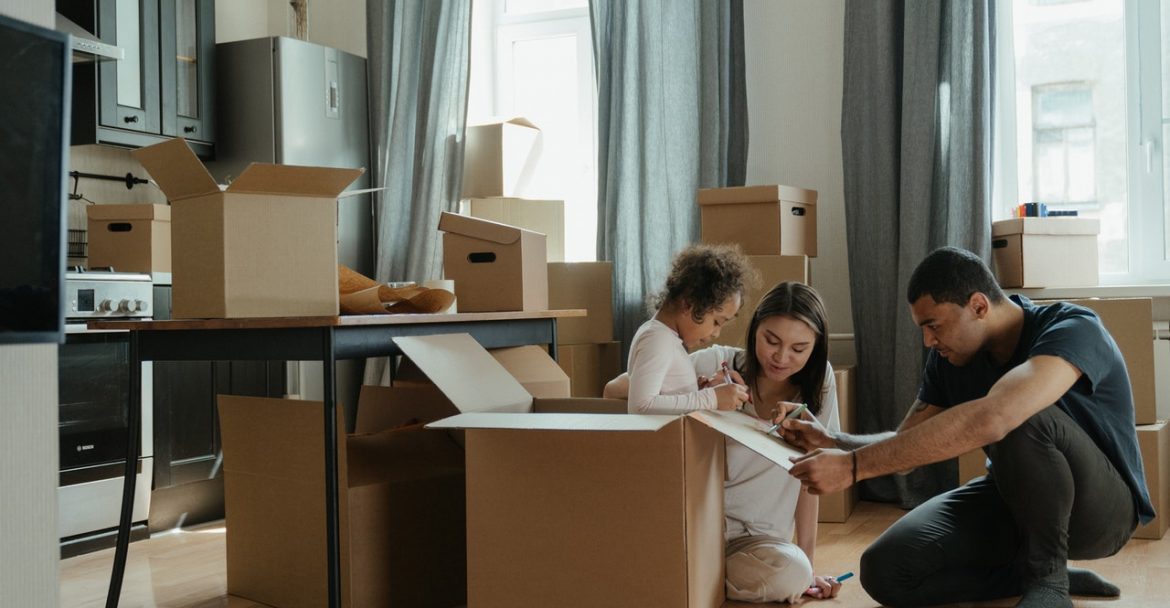 4 Essential Chores When Moving into a New Home