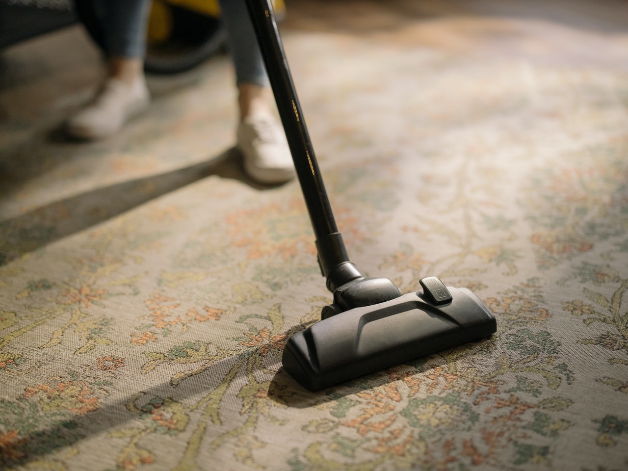 Vacuum Maintenance 101: 5 Tips to Keep Yours Working